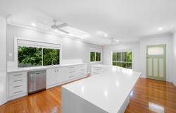 4 Ferris Street, Gladstone Central, Qld 4680