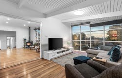 18 Jeffrey Street, Mount Waverley, Vic 3149