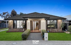 18 Lipizzan Way, Clyde North, Vic 3978