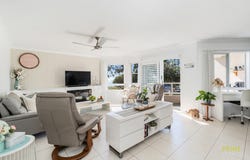 4/325 Esplanade, Scarness, Qld 4655