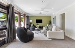 17 Strathspey Street, Kenmore, Qld 4069