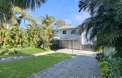 19 Coondooroopa Drive, Macleay Island, Qld 4184