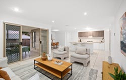 12 Dily Street, Hillcrest, Qld 4118