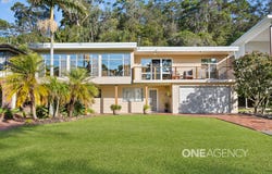 10 Alamein Road, Sussex Inlet, NSW 2540