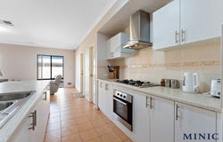 8 Gaffin Road, Byford, WA 6122