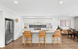 35 Rowands Street, Mount Duneed, Vic 3217