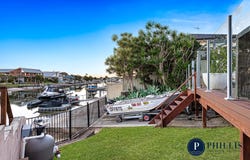 100  Oxley Drive, Paradise Point, Qld 4216