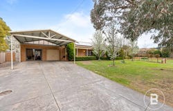 4 Milverton Lane, Canadian, Vic 3350