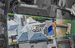 27 O'Grady Drive, Paradise Point, Qld 4216
