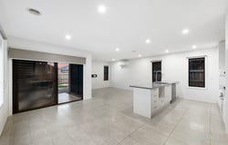38 Galveston Avenue, Fraser Rise, Vic 3336