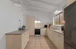 130 Redbank Plains Road, Bellbird Park, Qld 4300