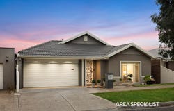 37 Darsham Crescent, Point Cook, Vic 3030