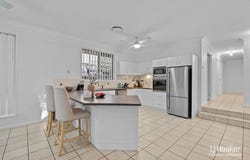 6 Cressbrook Drive, Albany Creek, Qld 4035