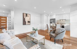 16B Botanic Drive, Glen Waverley, Vic 3150