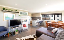 2/1 Cammack Lane, Forde, ACT 2914