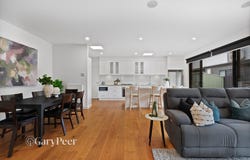 2/910 Centre Road, Bentleigh East, Vic 3165