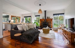7 Rupert Road, East Warburton, Vic 3799