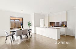 12  Vautier Avenue, Mickleham, Vic 3064