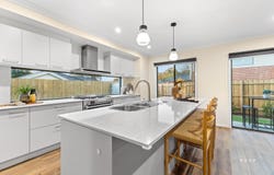14B Wilson Street, Ferntree Gully, Vic 3156