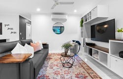 10 Tyson Place, Redlynch, Qld 4870