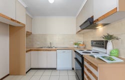 19 Rowe Place, Phillip, ACT 2606