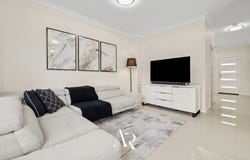 8/60 Passefield Street, Liverpool, NSW 2170