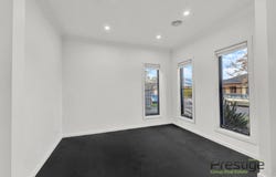 1/8 Mountview Drive, Diggers Rest, Vic 3427