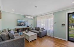 18 Holland Close, Springfield, NSW 2250