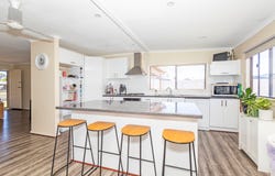 6 Bonham Street, Leeman, WA 6514