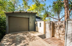 201 Taringa Parade, Taringa, Qld 4068