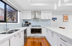 2/141 Porter Road, Heidelberg Heights, Vic 3081