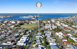 14 Plover Avenue, Paradise Point, Qld 4216