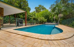 11 Seahorse Court, Karalee, Qld 4306