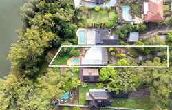 842 Henry Lawson Drive, Picnic Point, NSW 2213