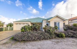 3 Mallee Close, Jurien Bay, WA 6516