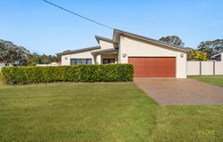 13 Senor Avenue, Urangan, Qld 4655