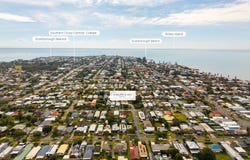 16 Frank Street, Scarborough, Qld 4020
