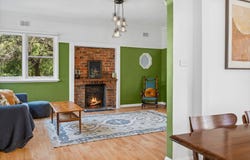 17 Service Street, Clunes, Vic 3370