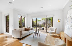 22 Cookson Way, Burwood, Vic 3125