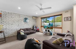 2/572 Napier Street, White Hills, Vic 3550