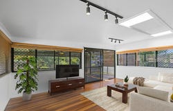 61 Siemons Street, One Mile, Qld 4305