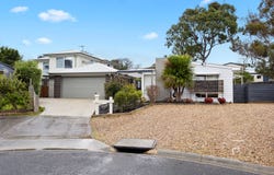 21 A & B Kenwyn Court, Cowes, Vic 3922