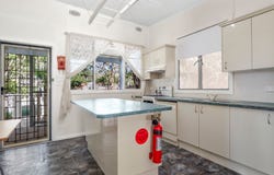 8 Walmsley Road, Lower Macdonald, NSW 2775