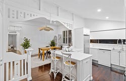 5 Bodalla Street, Norman Park, Qld 4170