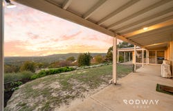 9 Stewart Gr, Mount Nasura, WA 6112