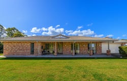 21 Arlington Road, Victory Heights, Qld 4570