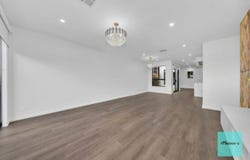 33 Sesame Street, Fraser Rise, Vic 3336