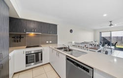11 Flint Street, Yarrabilba, Qld 4207