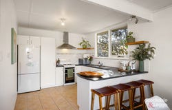 2 Bruce Avenue, Surf Beach, Vic 3922