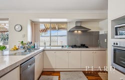 10 Tucker Court, Canning Vale, WA 6155